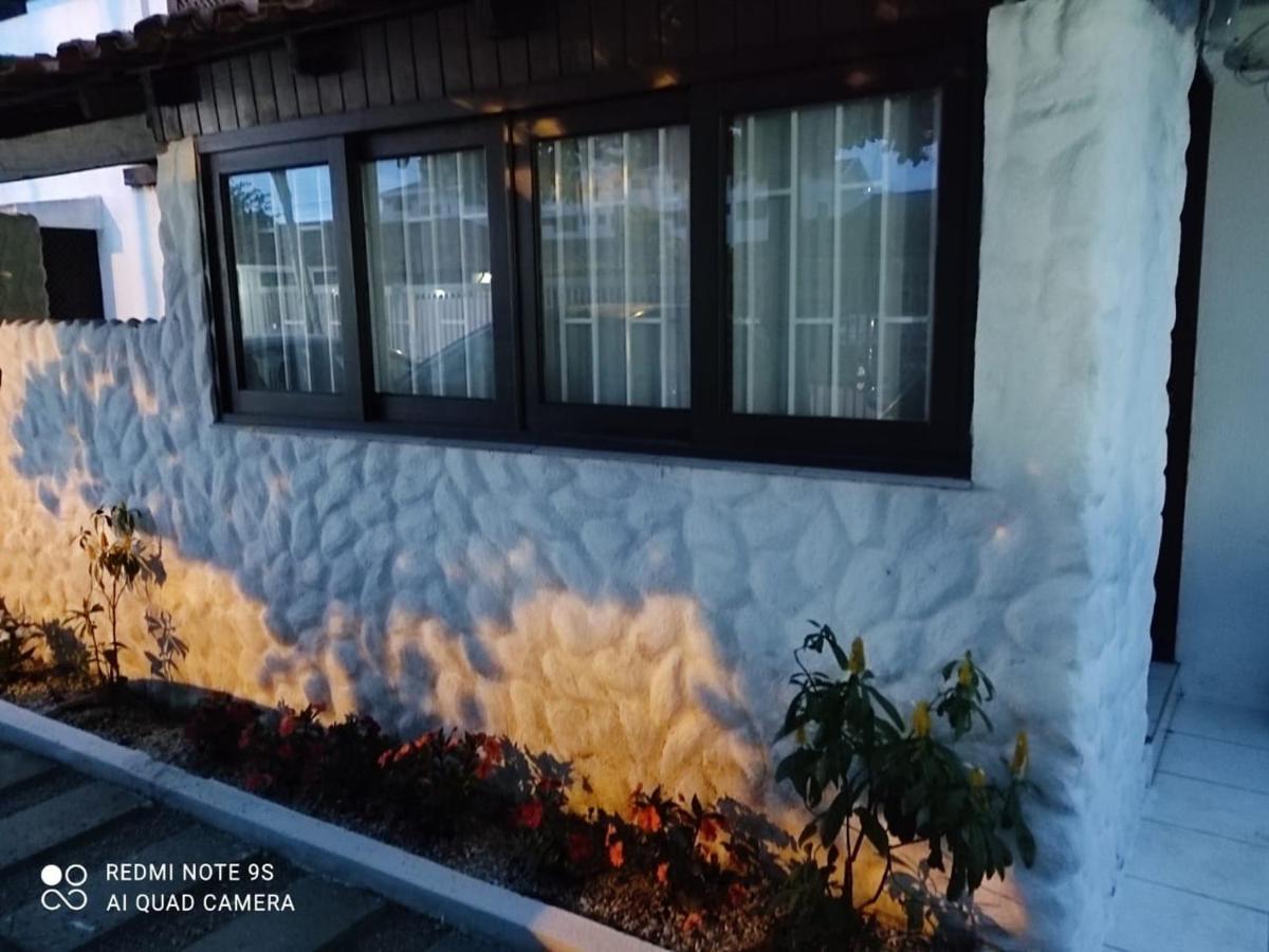 Apartamento Inteiro Dois Quartos Melhor Localizacao Pes Na Areia Florianópolis Buitenkant foto